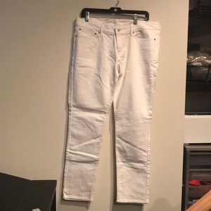 Levi’s white jeans Demi curve
